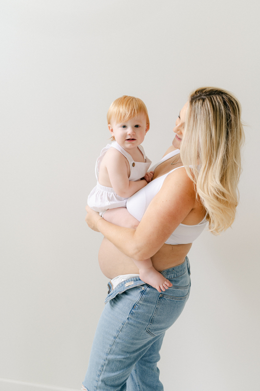 studio maternity session nashville