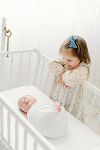 classic nashville newborn photographer