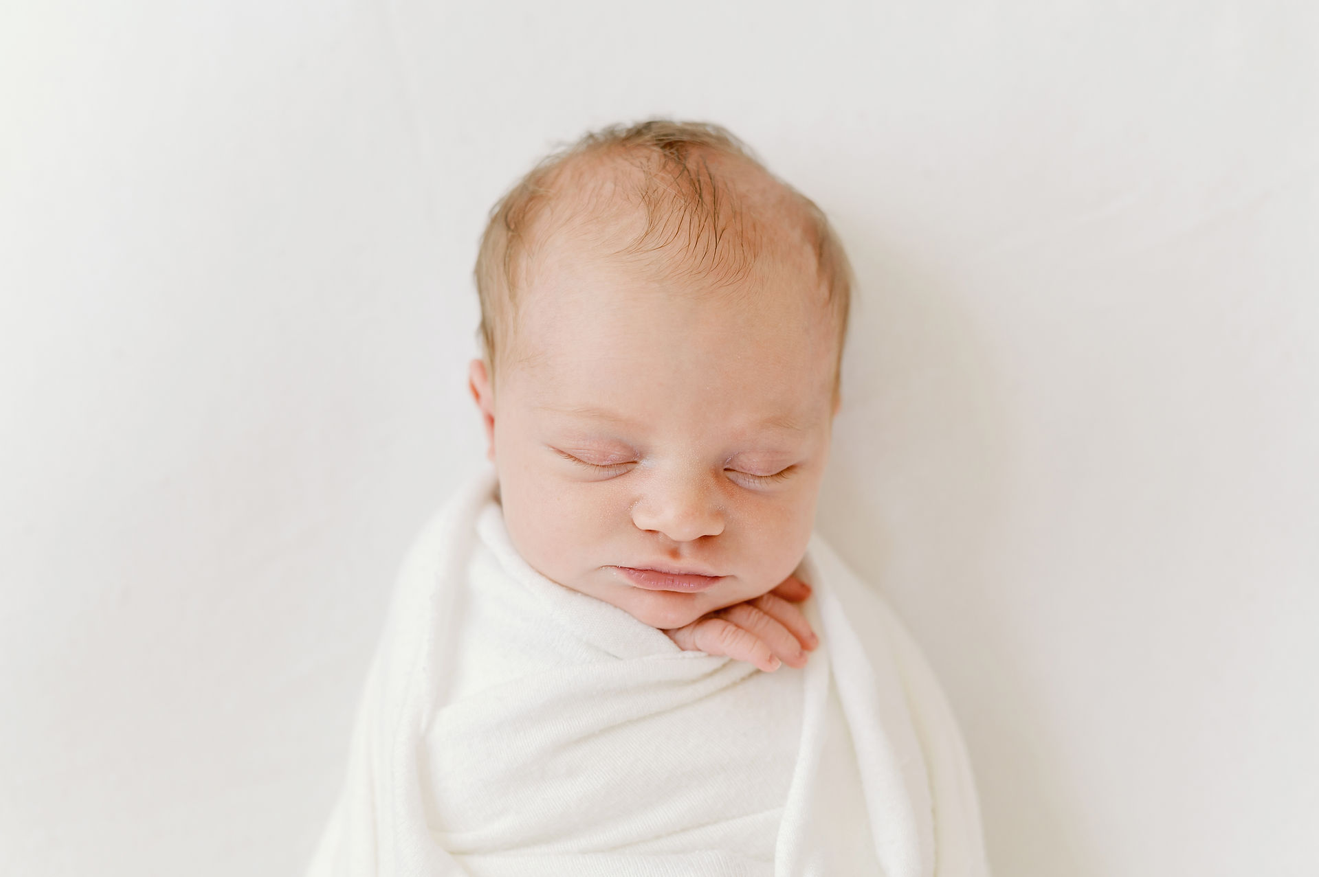 newborn photographer nashville