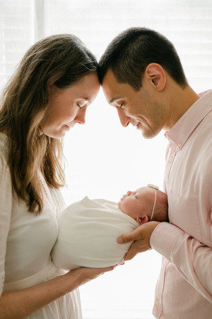 In home newborn photos nashville