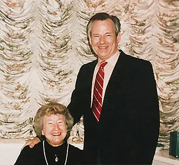 vern-and-jeanne-doellstedt.webp