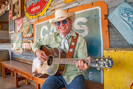 Gary Nunn.jpg