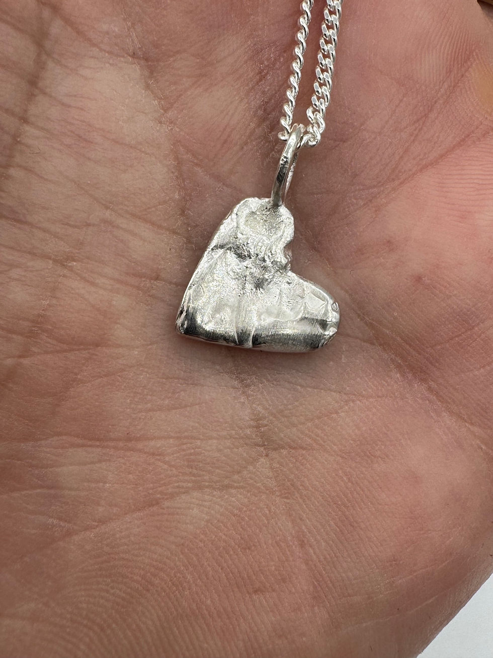 Zilveren hanger hart, handgemaakt vloeiende structuur