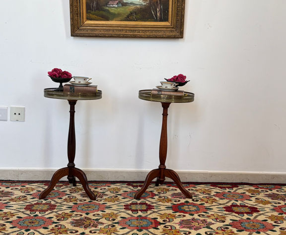 PAIR OF FRENCH VINTAGE LOUIS XVI STYLE PEDESTALS