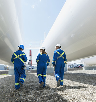 Gaz Santrali çalışan işçiler