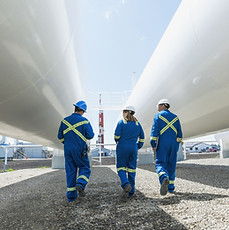 Os trabalhadores da planta de gás