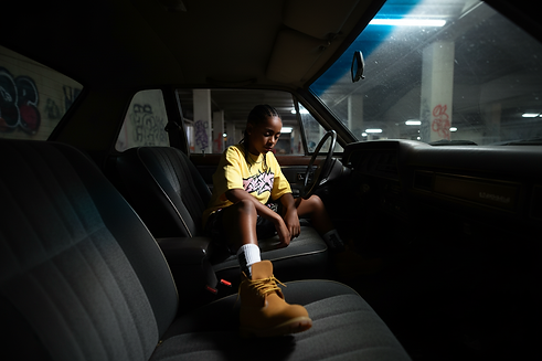 Reframe_this_photo_into_a_16_9_aspect_ratio_while_ (1).png