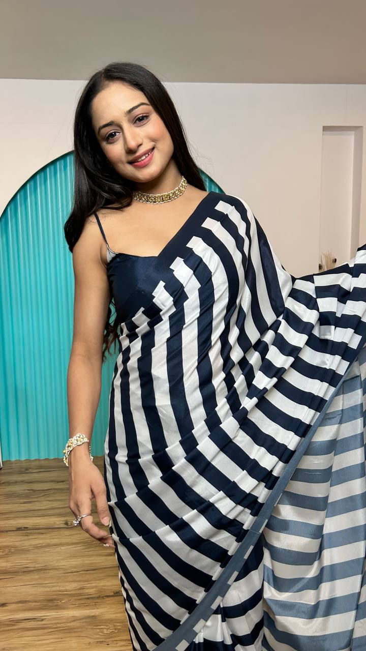 Thumbnail: Black And White Party Wear Saree in Digital Print