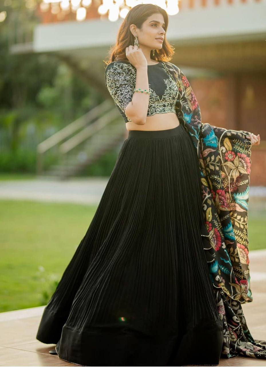Thumbnail: Designer Black Colour Chinnon Digital Print With Crush Work Lehenga Choli