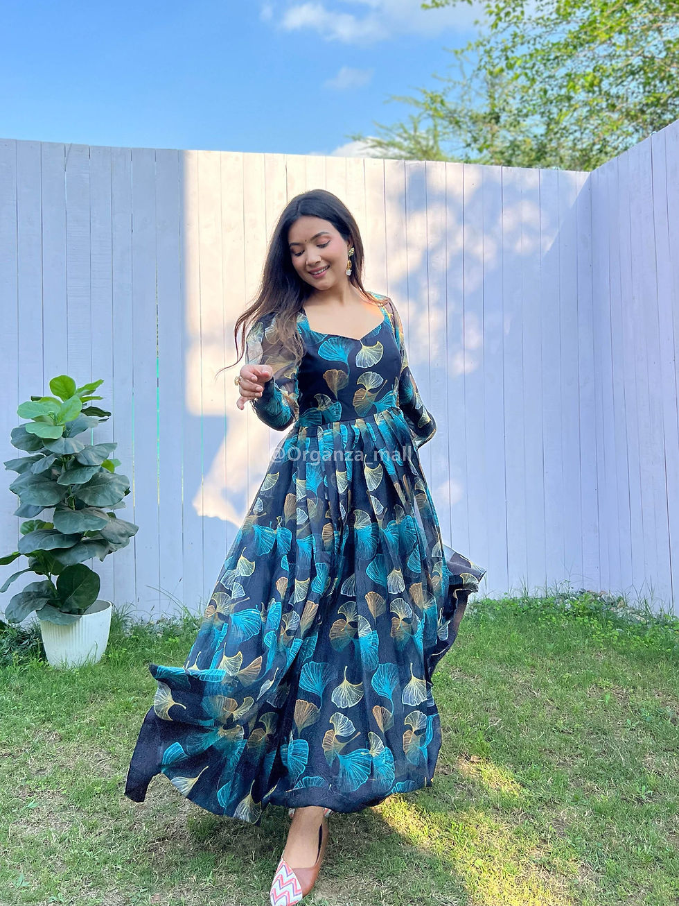 Thumbnail: Beautiful Floral Digital Printed Gown