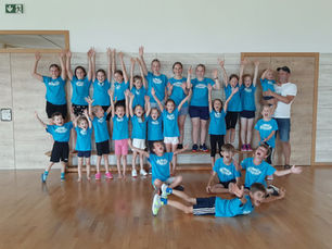 Zumba-Kids in neuen T-Shirts