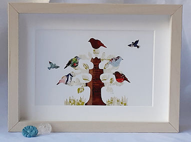 Tableau création en papier avec arbre et oiseaux sur les branches Fée par Valérie