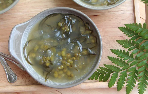 CÁCH NẤU CHÈ HẠT SEN THƠM NGON & BỔ DƯỠNG TẠI NHÀ