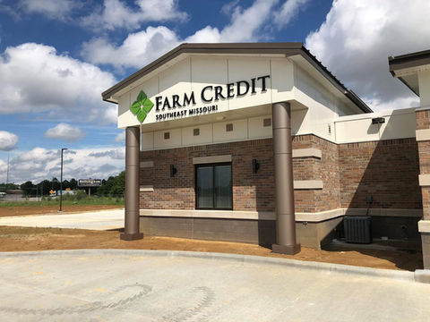 Custom composite panels and column wraps, fabricated in-house and installed by our team. 