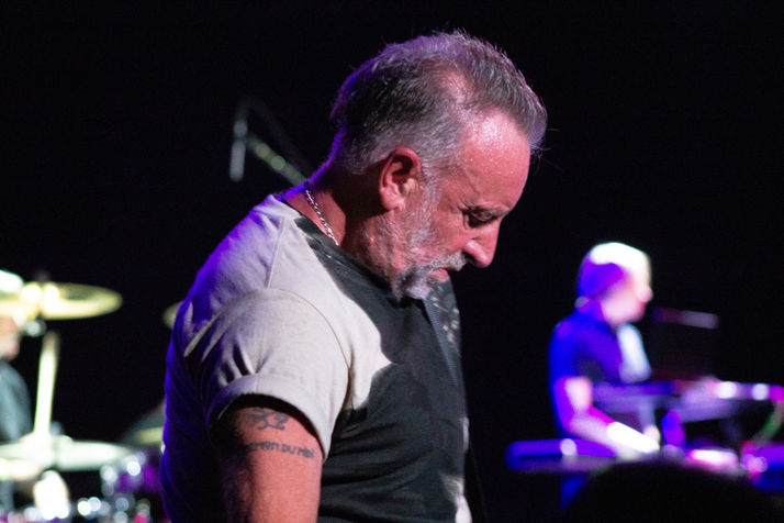 Peter Hook and The Light Celebrate Joy Division