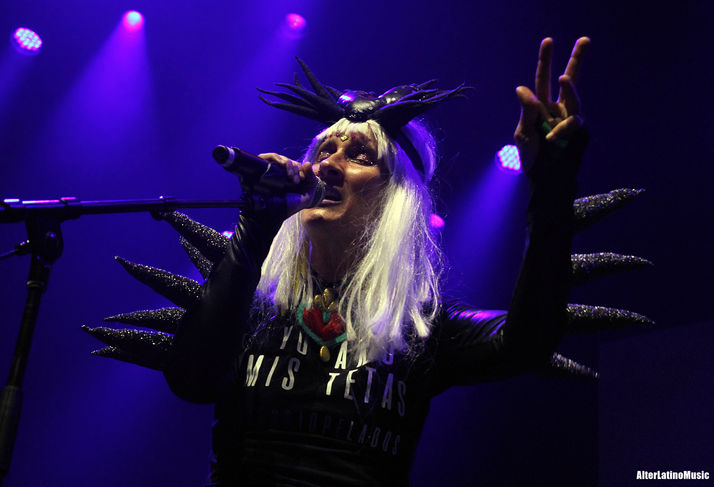 Los Amigos Invisibles y Aterciopelados