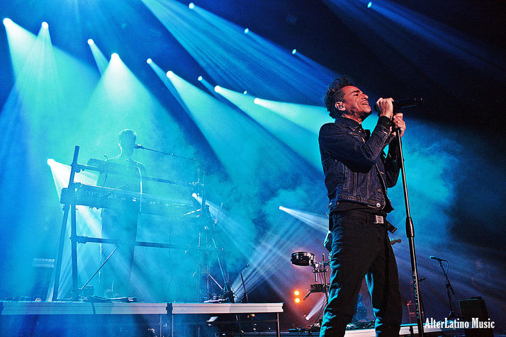 Cafe Tacvba Hace Retumbar el Hard Rock Live en Sacramento
