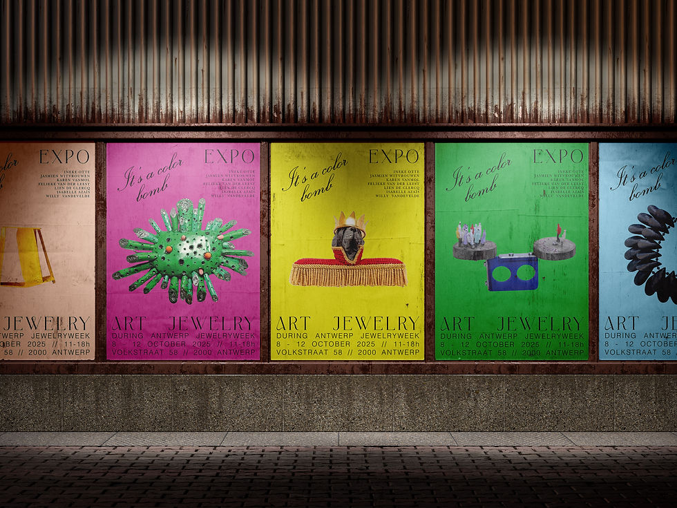 Free_Poster_Set_Mockup_3.jpg
