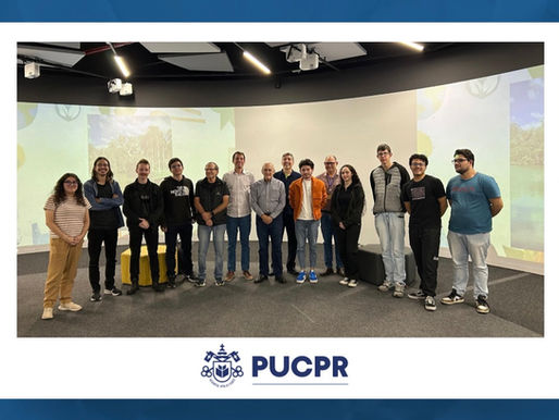 Visita a PUC-PR