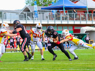 Lions dominieren zu Hause gegen die Invaders