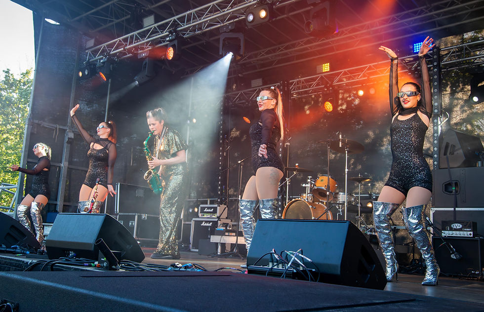 Event Dancers Cornwall.jpg