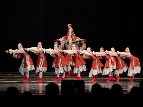 Прекрасное начало весны вышло у девочек из G-dance studio.