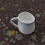 Miniature : mug artisanal avec anse grès clair émail blanc à cristallisations sur fond moucheté