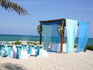 Reasons why to get married abroad