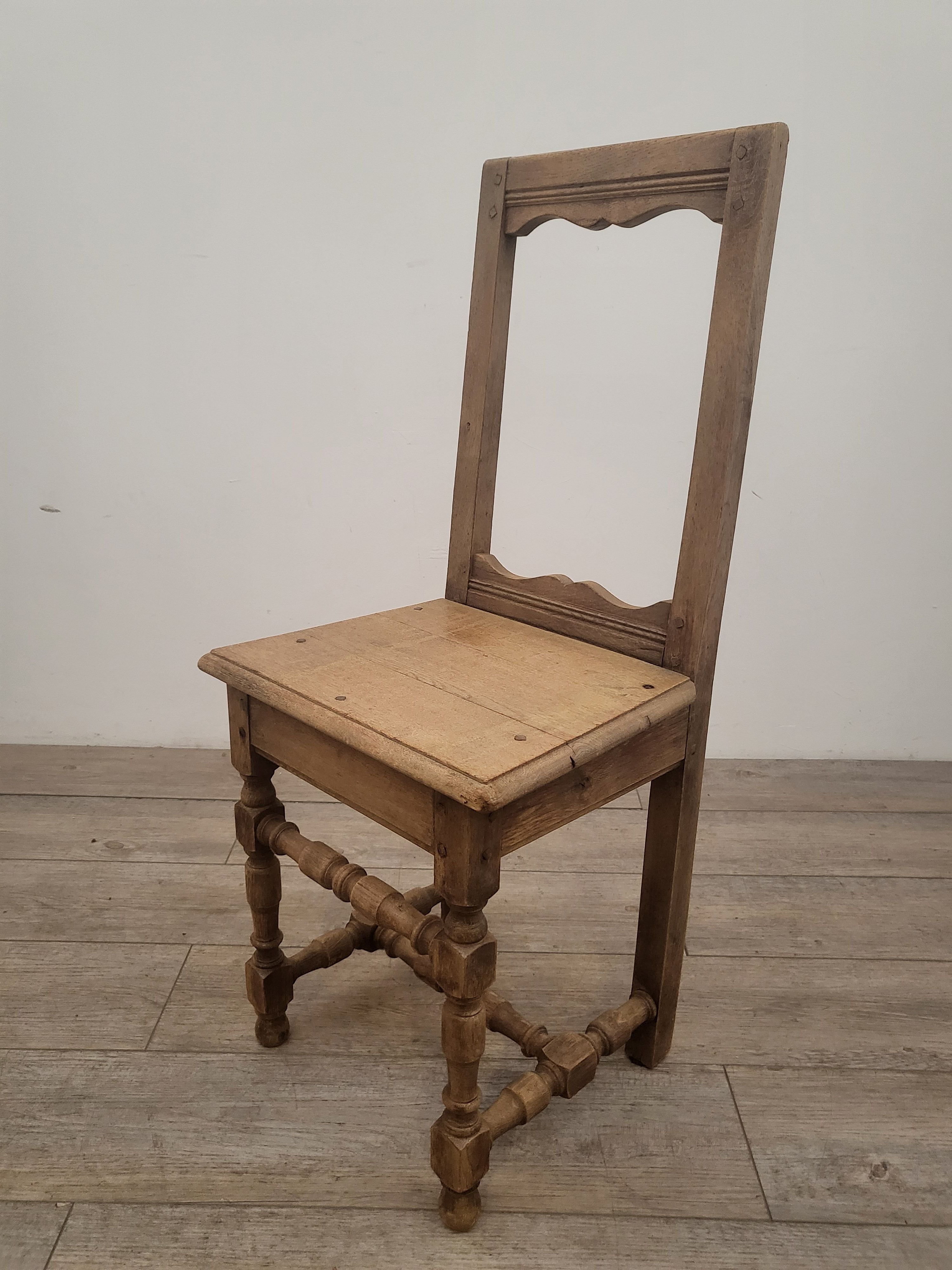 フランスアンティーク　ロレーヌチェアー　人気の高い　座りやすい椅子 D