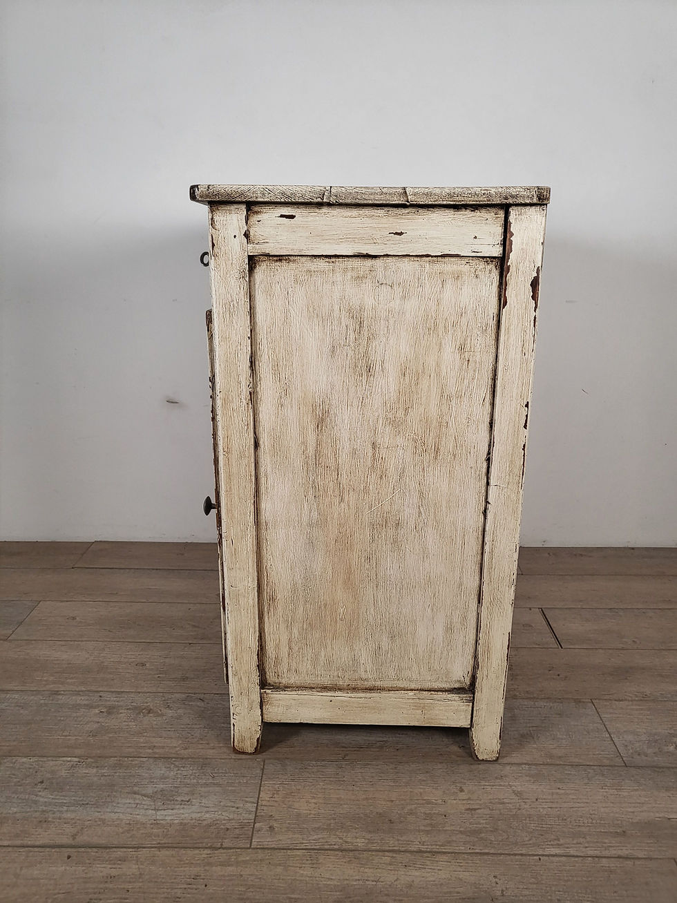 サムネイル： フランス アンティーク　ミルクペイント木製 棚 シンプルな家具　収納キャビネット  Shabby chic シャビー