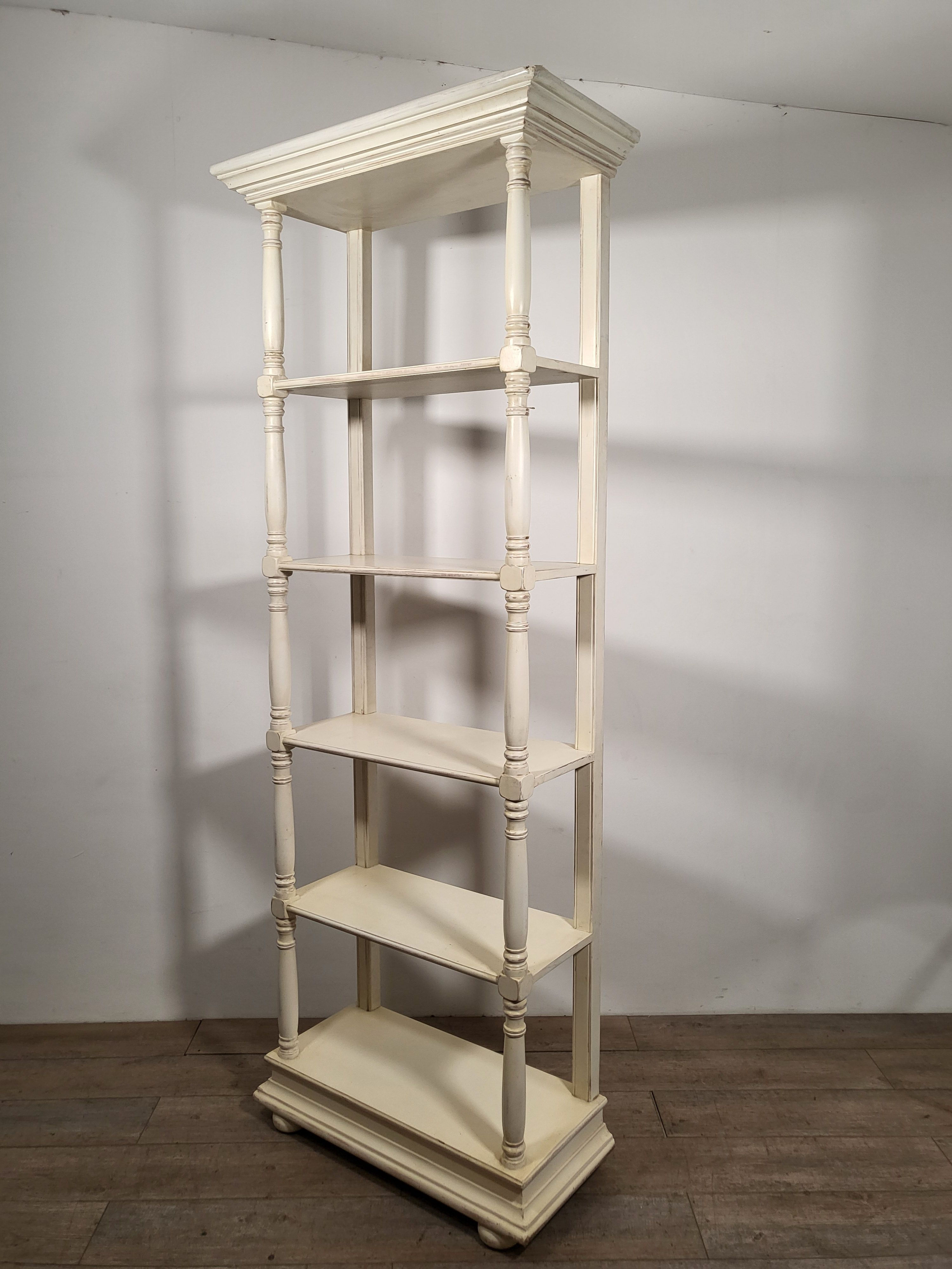 フランス ヴィンテージ 木製シェルフ 白い大きいシェルフ インパクト大 カッコいい家具 お洒落 ショップディスプレー 店舗什器