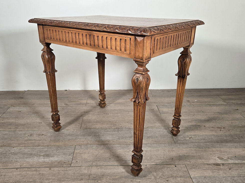 フランス アンティーク 木製のテーブル チョイデコ 可愛いテーブル 特別感 絵になるテーブル ショップディスプレー 店舗什器