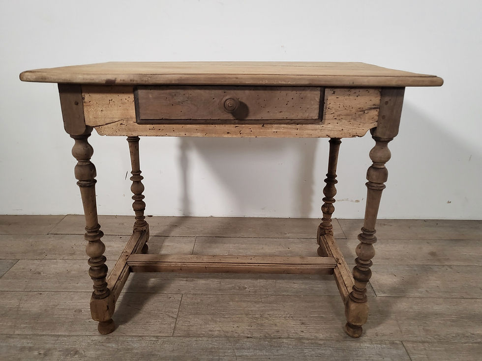 Miniature : フランス アンティーク  木製 テーブル　お洒落なデスク　サイドテーブル　花置き　デスク　ショップディスプレー　店舗什器