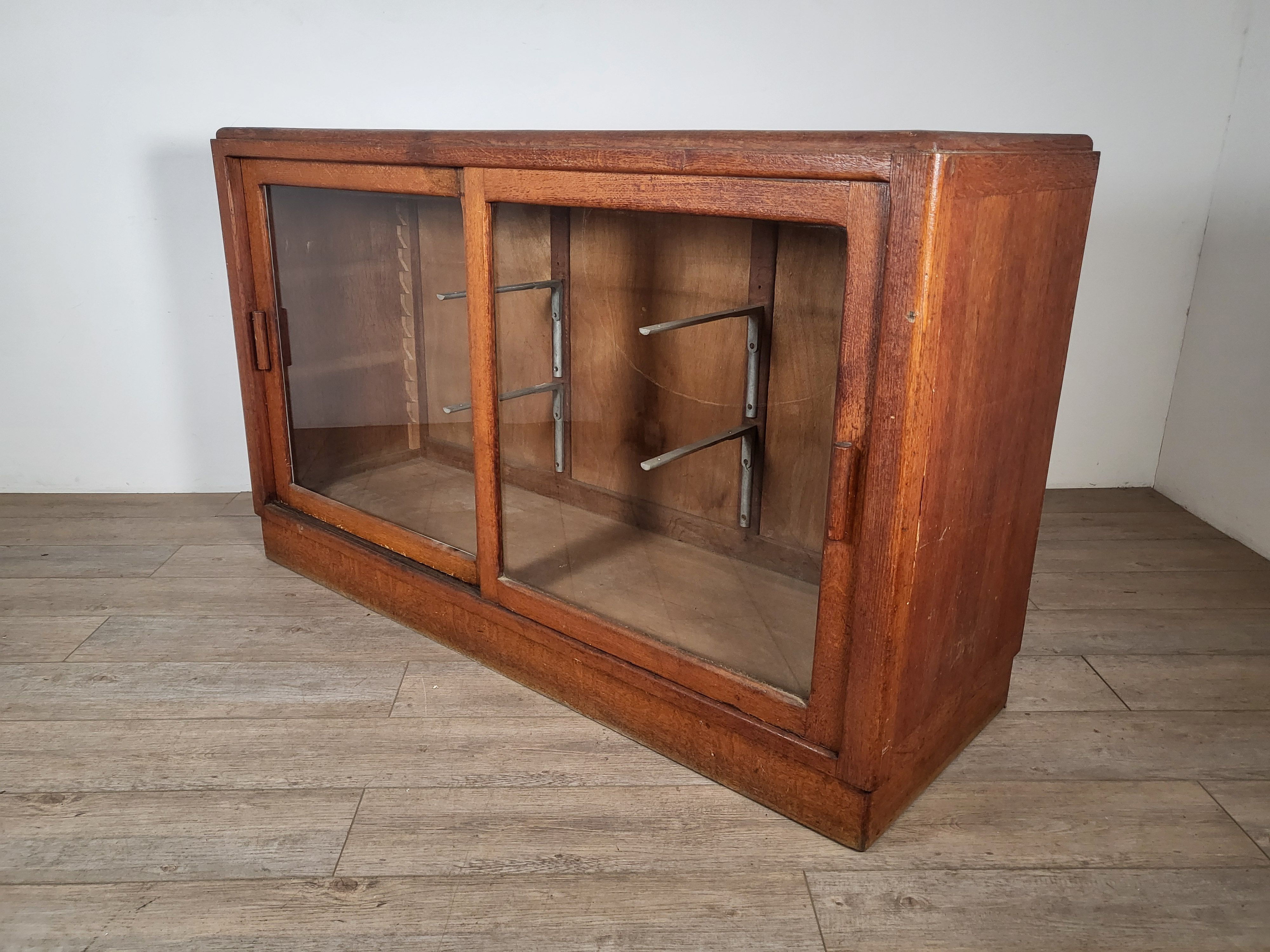 フランスアンティーク ヴィンテージ 50年代ショーケース カウンター シンプルなショーケース デザインが良い ショップディスプレー