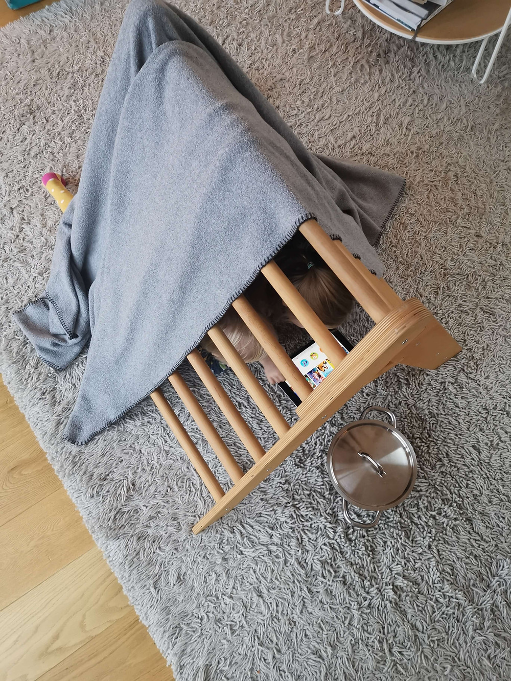 Inhalieren bei kleinen Kindern, Zwiebelsaft, Husten, Erkältungen, Hustensaft, Hausmittel, Katharina rührt