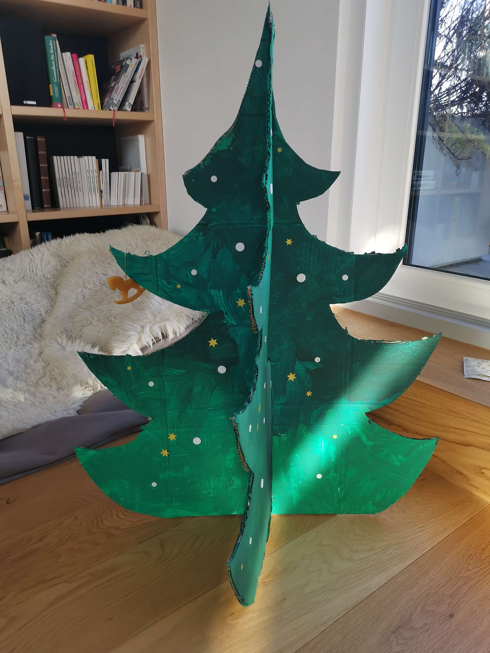 Kinder Weihnachtsbaum, basteln, Pappe, Tanne, katharina rührt