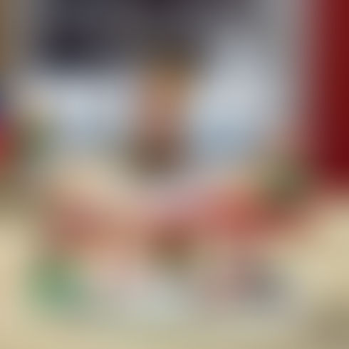 TREAT SOMEONE SPECIAL THIS XMAS!