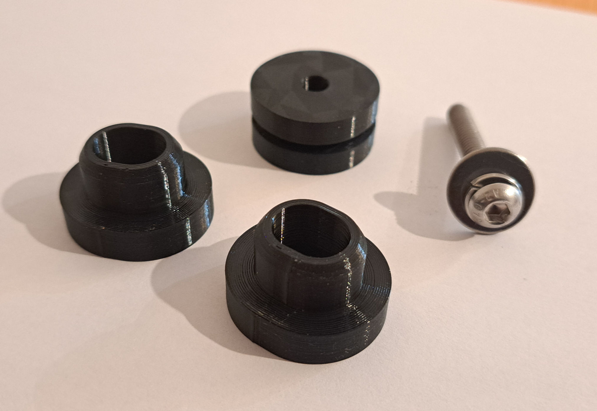 Mitsubishi Triton MR Fan Mounts