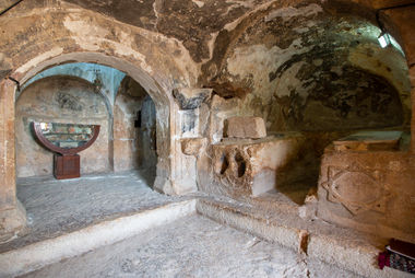 Cave_of_the_Seven_Sleepers_(Interior).jpg