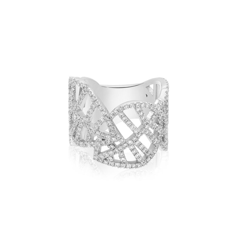 Front view of 18k white gold Beech ring pavé-set with white diamonds – nature-inspired fine jewellery.