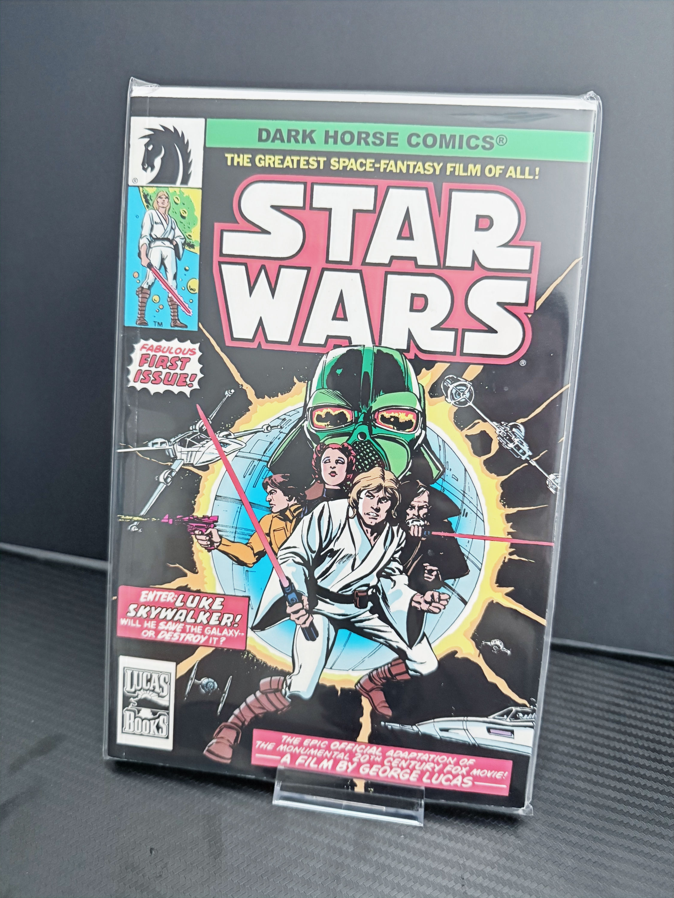 Star Wars comic book cover with Luke Skywalker