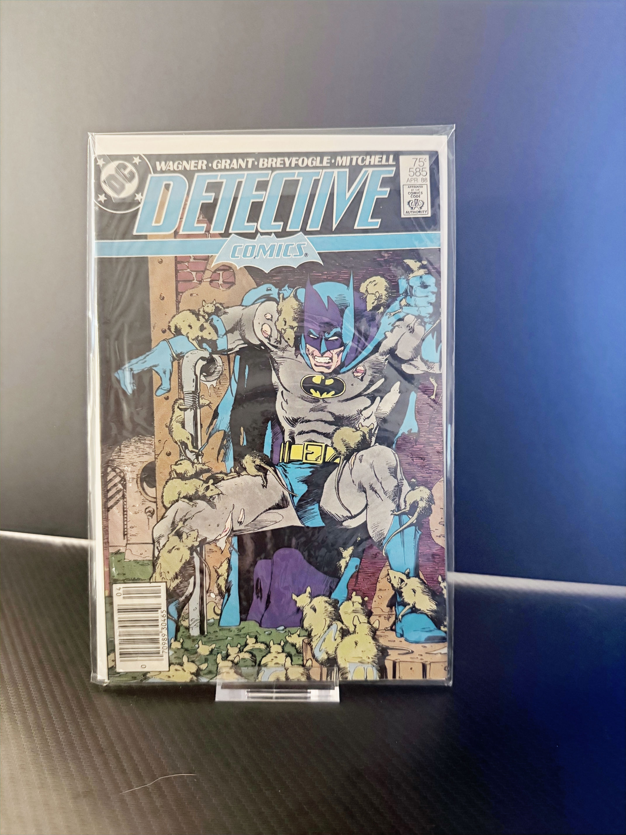 Detective Comics #585 Newsstand Edition