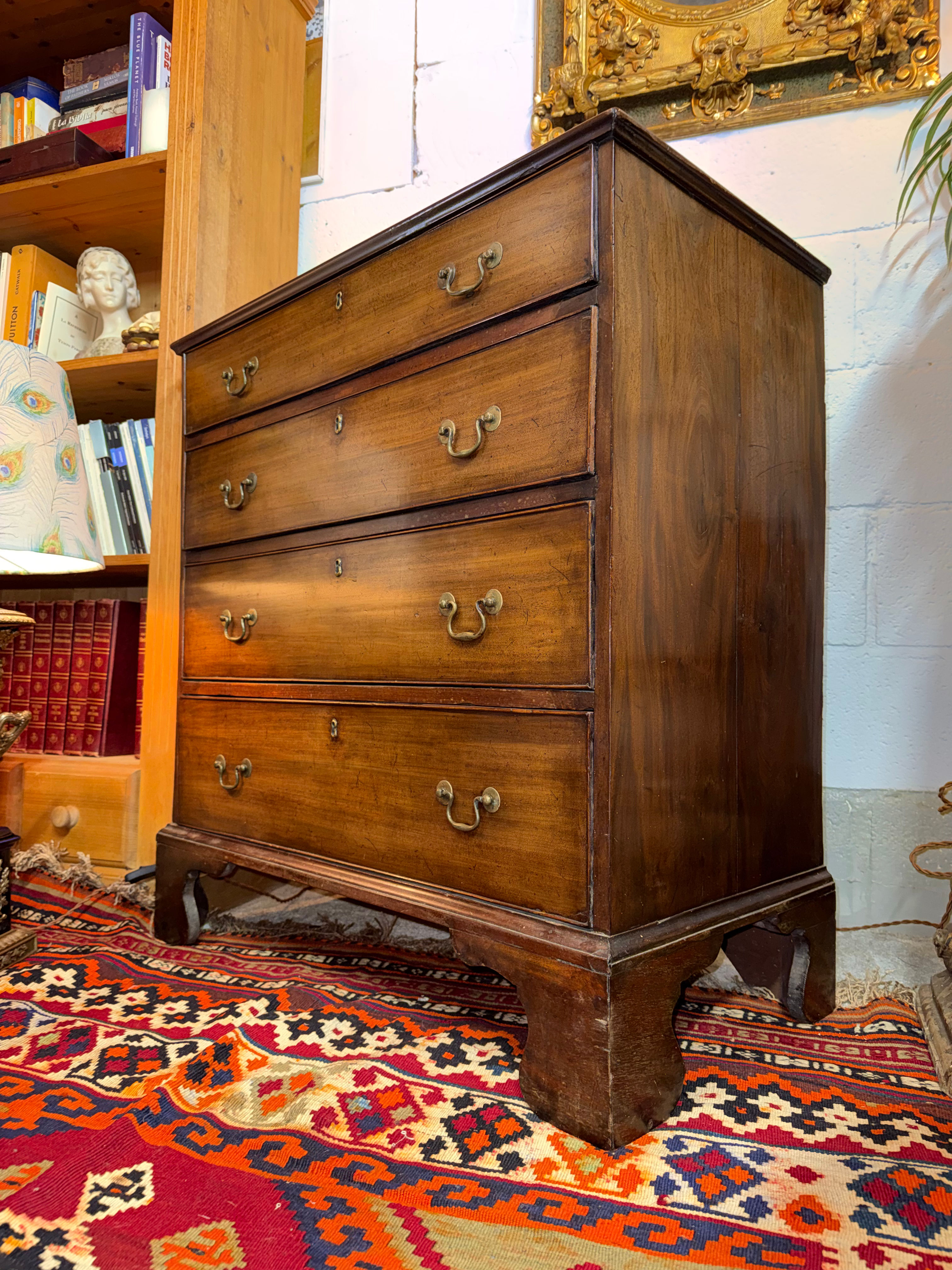 Georgian Style Mahogany Chest of Drawers 