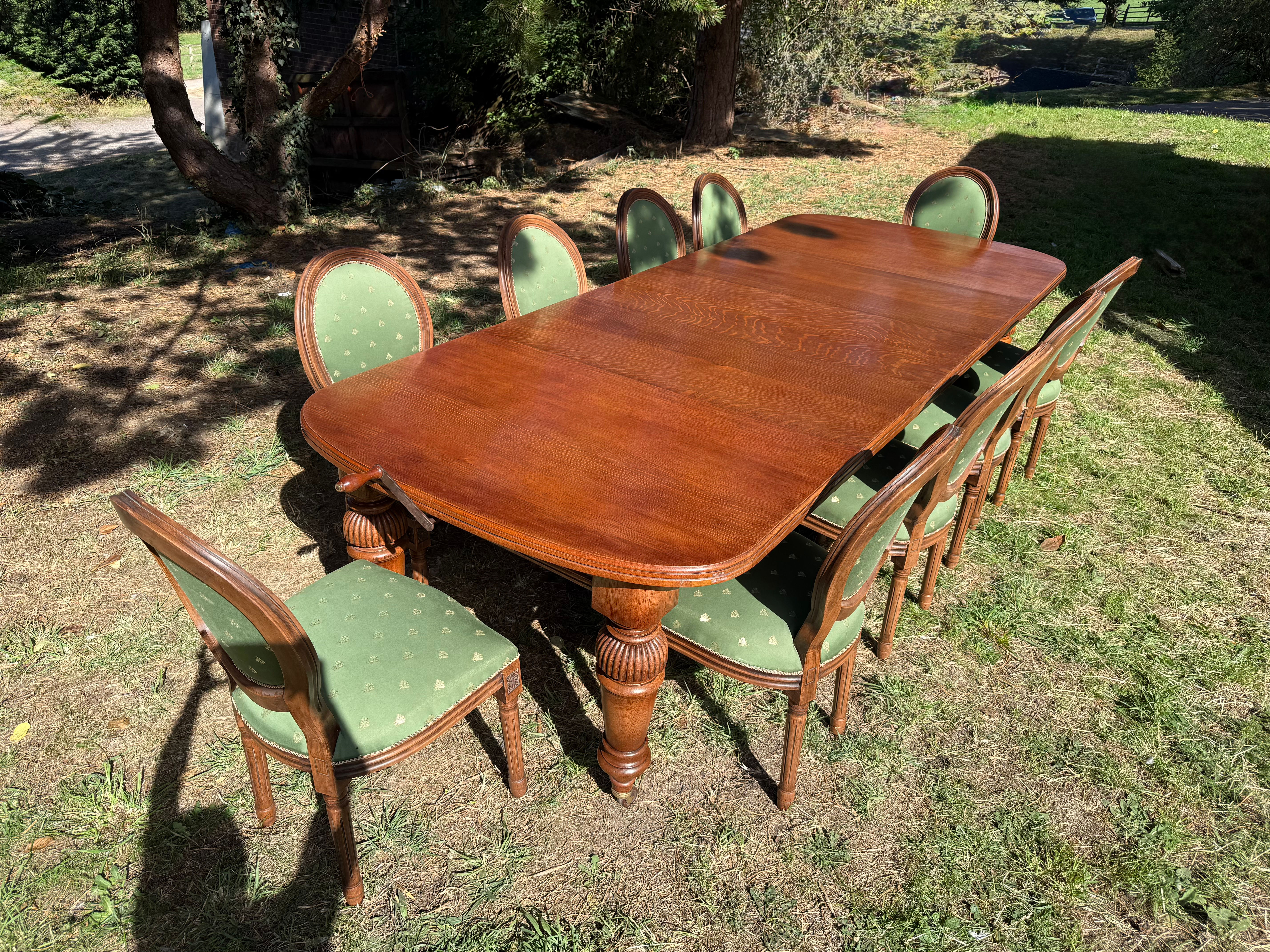 Large Oak Winding Extendable Dining Table Victorian Style Wind Out Table