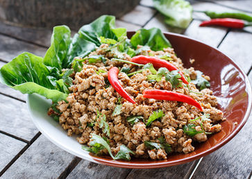 Larb, plat Issan. La Cuisine de Nan, livraison à domicile, Jonage.