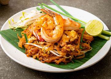 Pad thaï Khung - Nouilles de riz, Émincé de porc ou de poulet (Halal), germes de soja, ciboulette, cacahuète, crevettes