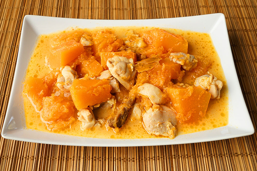 Sautéed pork or chicken with squash