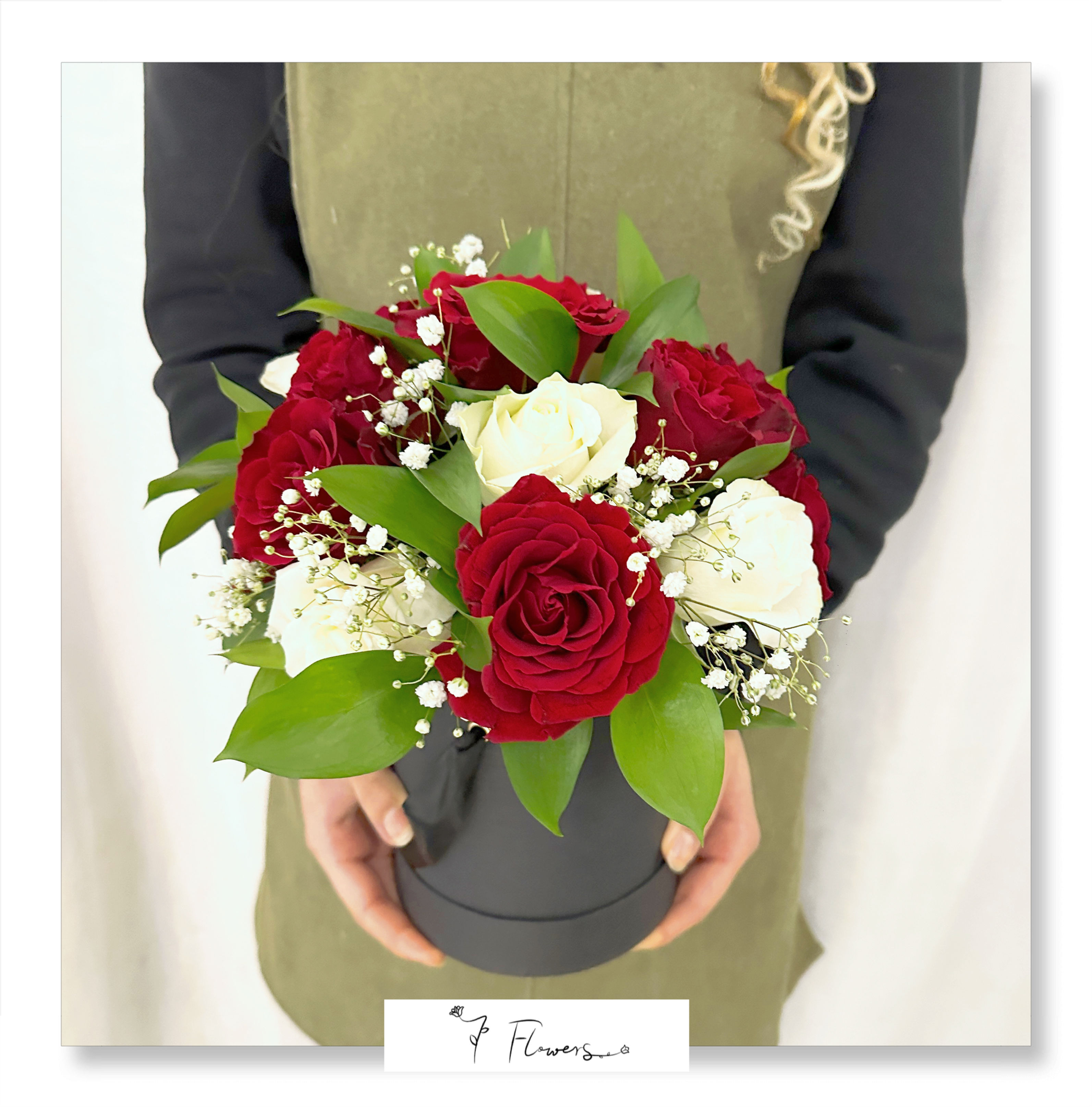 Valentine's Day Luxury Rose Hatbox (12th, 13th and 14th Feb 2025)