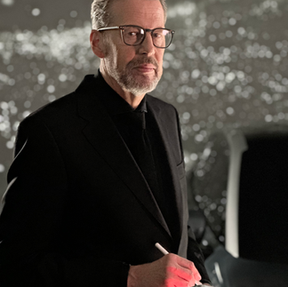 Cinematographer Nicklas Karpaty lensing Head of design, Stefan Sielaff