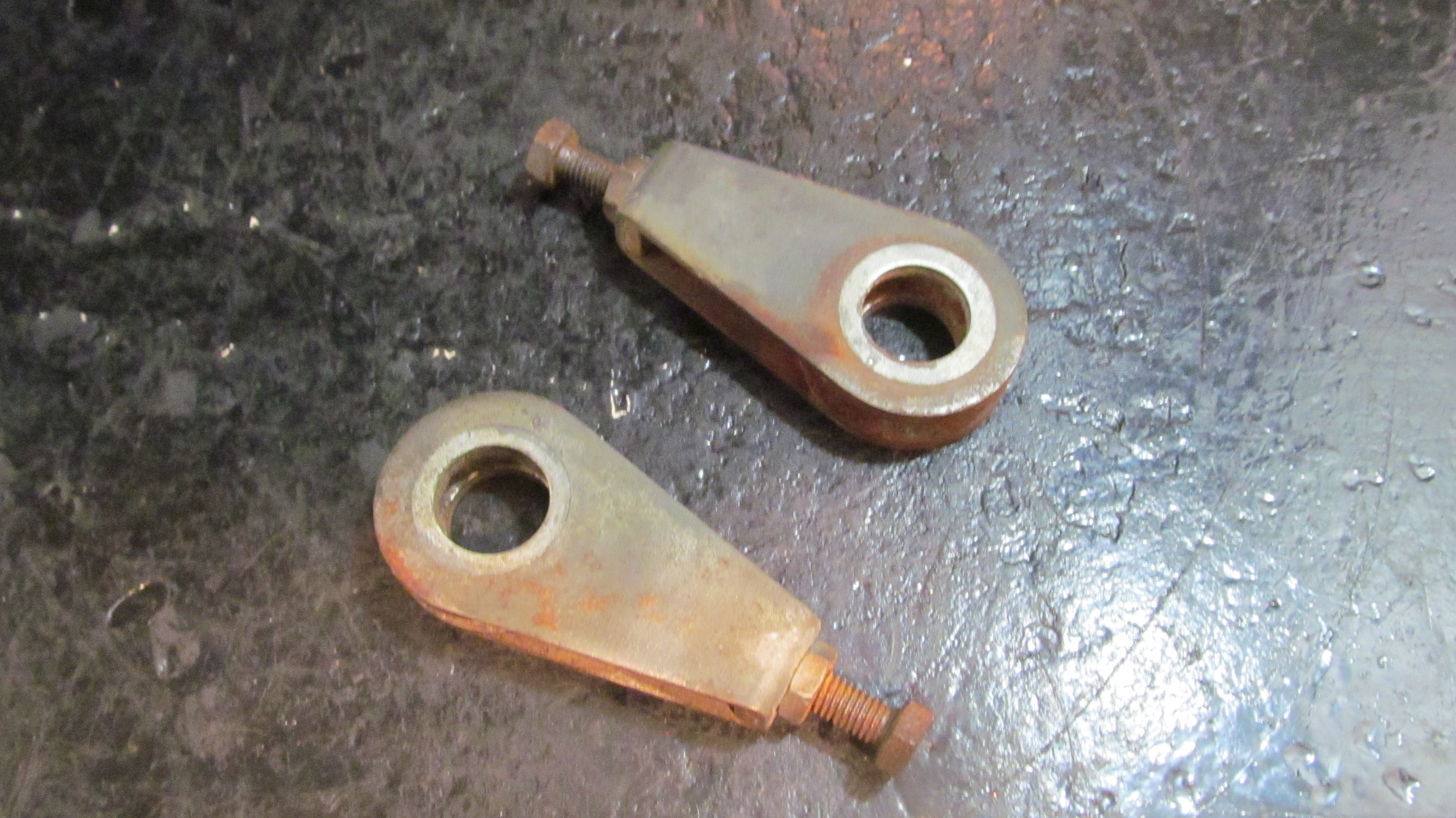 Sprint 350 Chain Adjusters 73-74